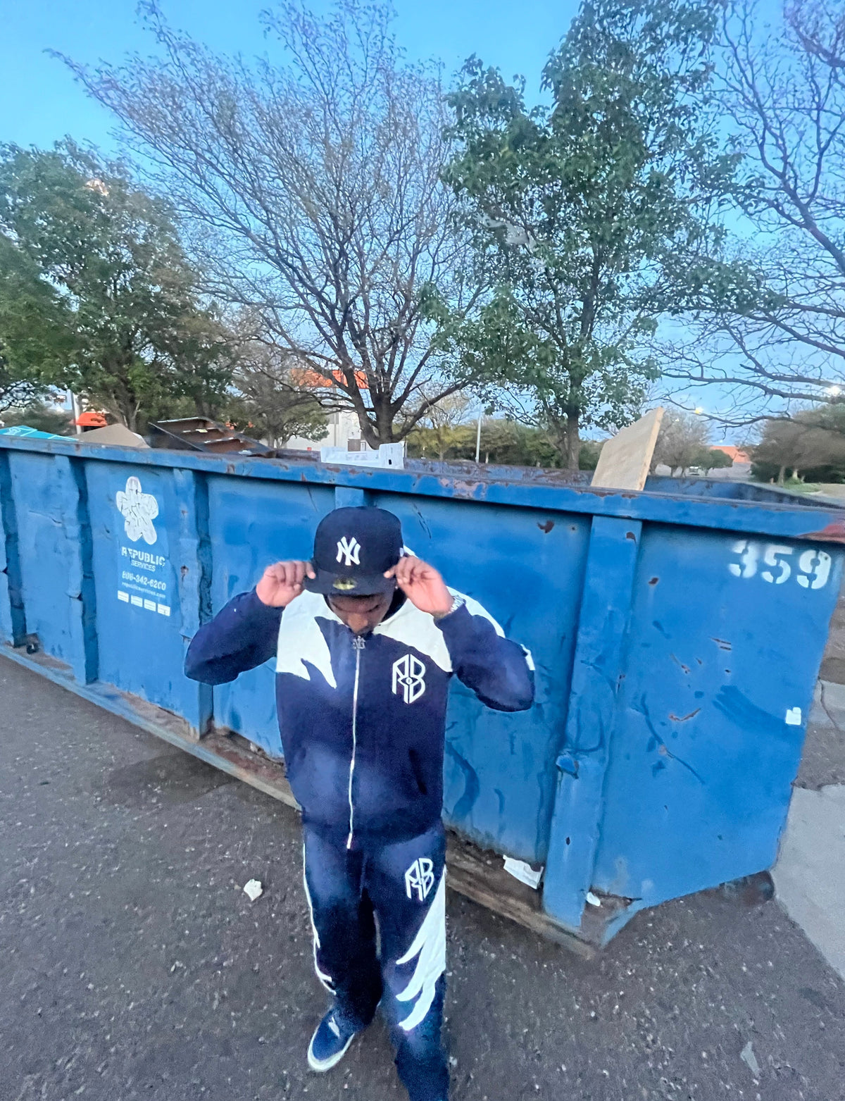 Navy Blue/Cream Full Set